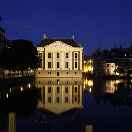 verlichting Mauritshuis, Den Haag