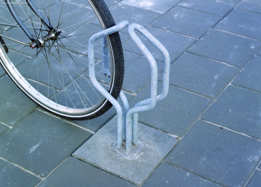 verdrietig Couscous Voorbijganger fietsenrek - Doelbeelden